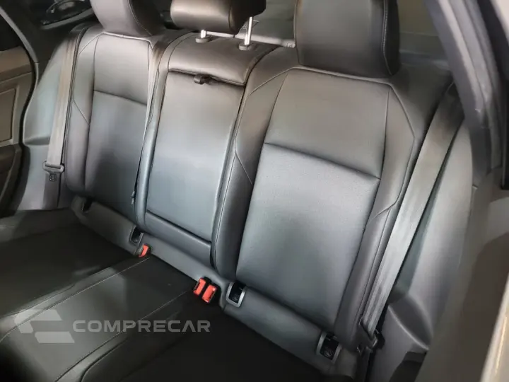 JETTA R-Line 250 TSI 1.4 Flex 16V Aut.