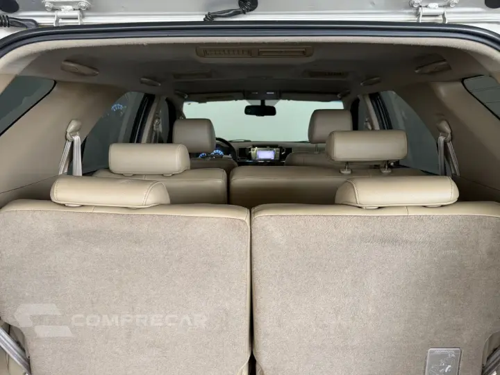 HILUX SW4 3.0 SRV 4X4 7 LUGARES 16V TURBO INTERCOOLER DIESEL