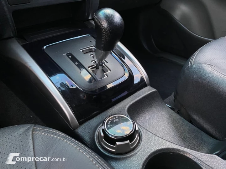L200 TRITON 2.4 16V Turbo Sport HPE CD 4X4