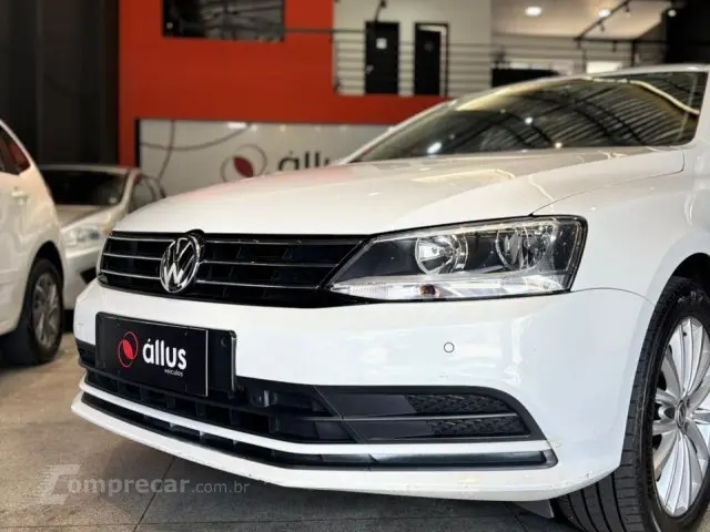 JETTA - 2.0 COMFORTLINE 4P TIPTRONIC
