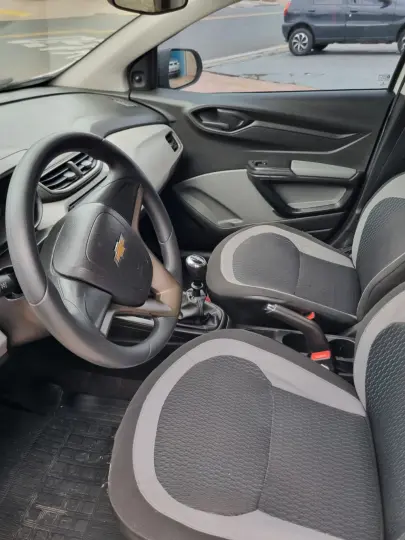 ONIX HATCH LT 1.0 8V FlexPower 5p Mec.