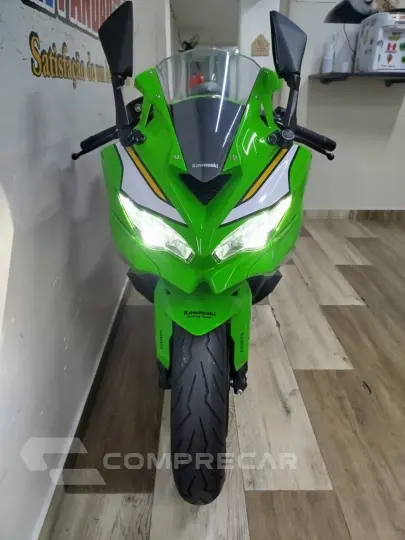 NINJA ZX4 RR