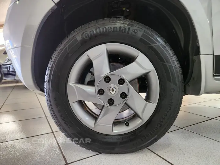 Duster 1.6 16V 4P FLEX TECH ROAD