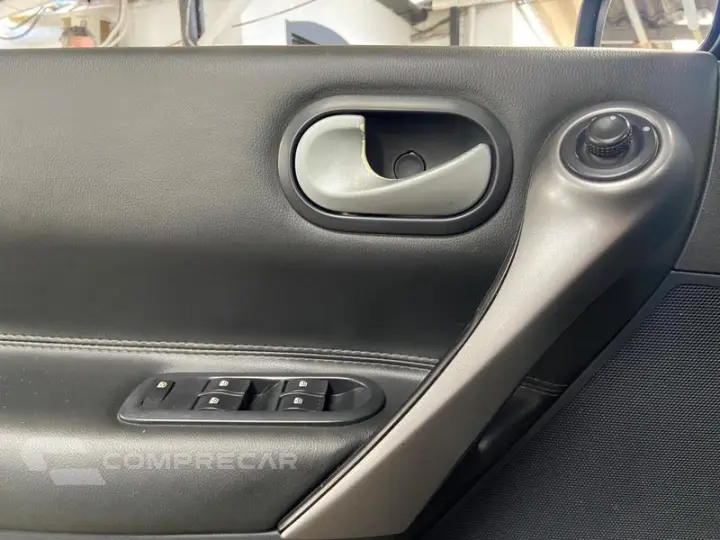 MEGANE SEDAN DYNAMIQUE 1.6 16V 4P