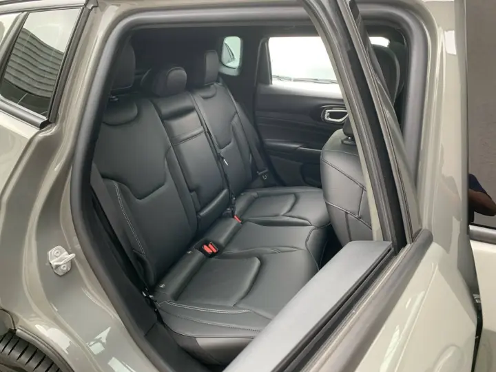 COMPASS S T270 1.3 TB 4x2 Flex Aut.