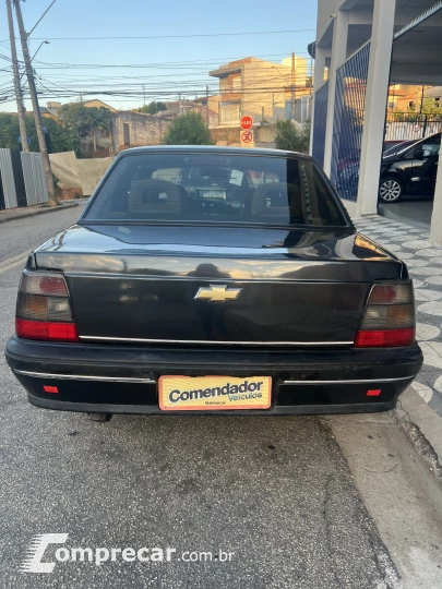 MONZA 2.0 EFI GLS 8V
