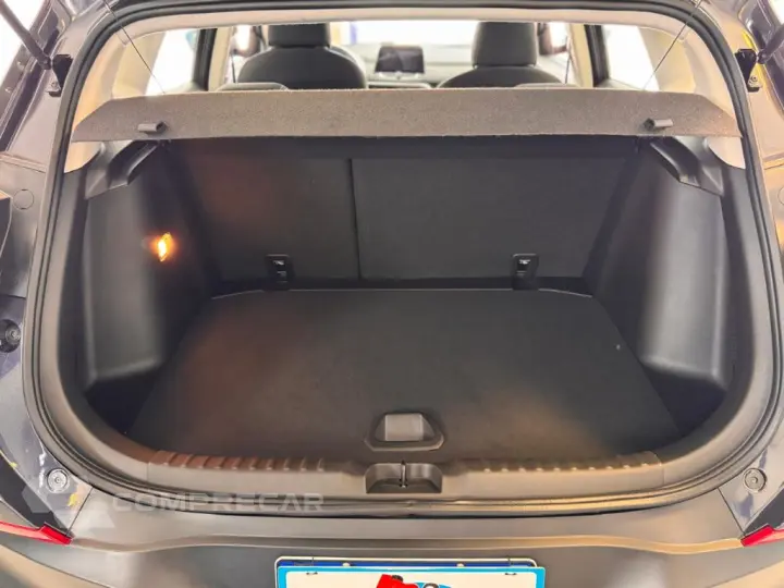 TRACKER LT 1.0 Turbo 12V Flex Aut.