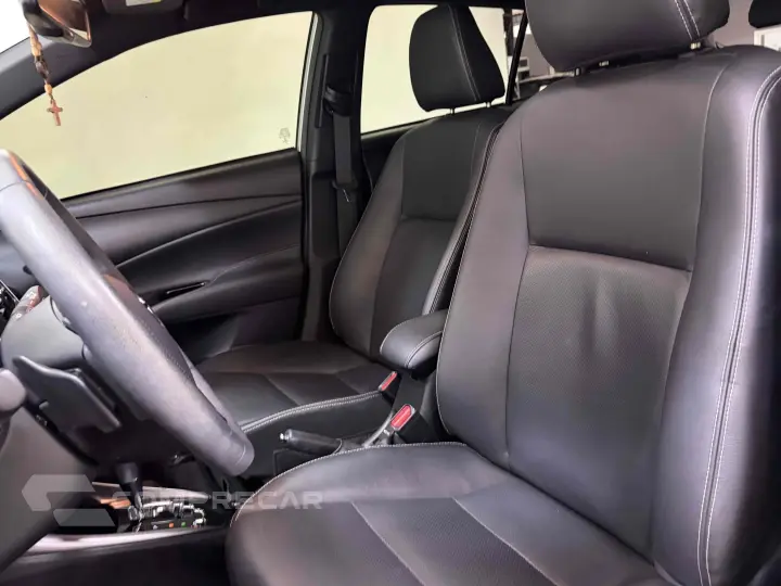 YARIS 1.5 16V FLEX XLS CONNECT MULTIDRIVE