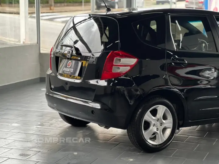 FIT 1.4 LX 16V FLEX 4P AUTOMÁTICO