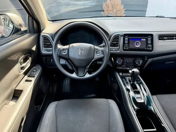 HR-V 1.8 16V LX