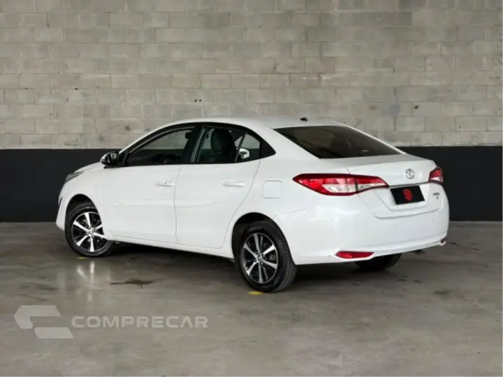 YARIS 1.5 16V FLEX SEDAN XS CONNECT MULTIDRIVE