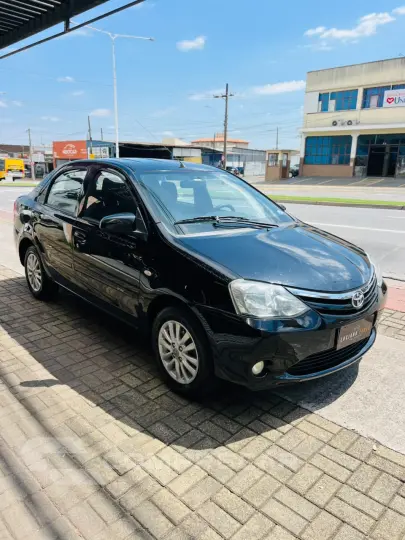 ETIOS 1.5 XLS Sedan 16V