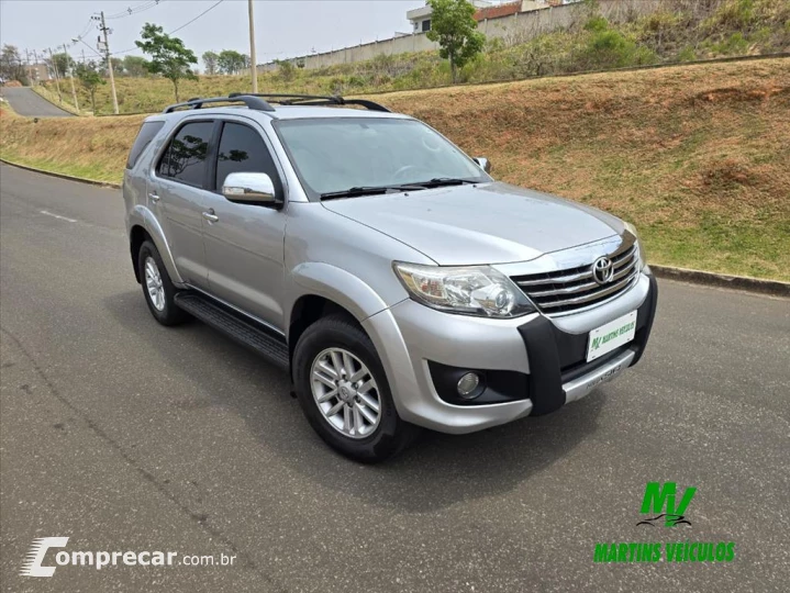HILUX SW4 2.7 SR 4X2 16V