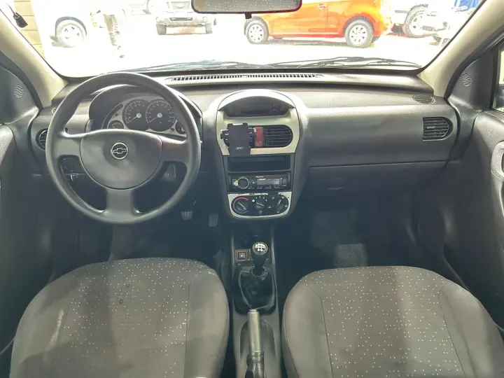 CORSA 1.4 MPFI Premium 8V