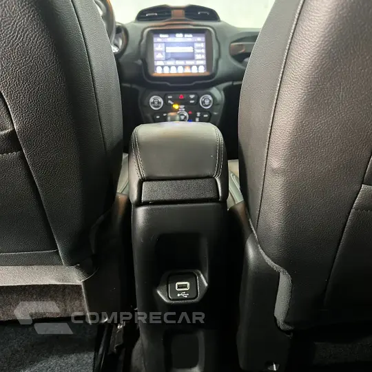 Renegade Limited 1.8 4x2 Flex 16V Aut.