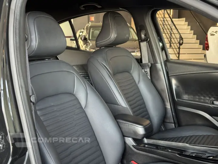 Fastback 1.3 16V 4P FLEX ABARTH TURBO 270 LIMITED EDITION AU