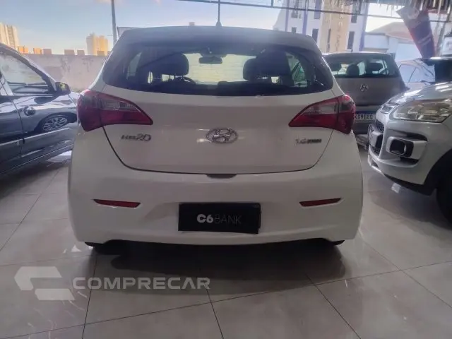 HB20 - 1.6 COMFORT PLUS 16V 4P MANUAL