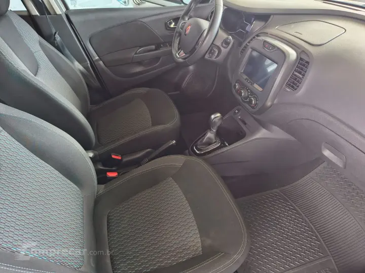 Captur 1.6 16V 4P FLEX SCE LIFE X-TRONIC CVT
