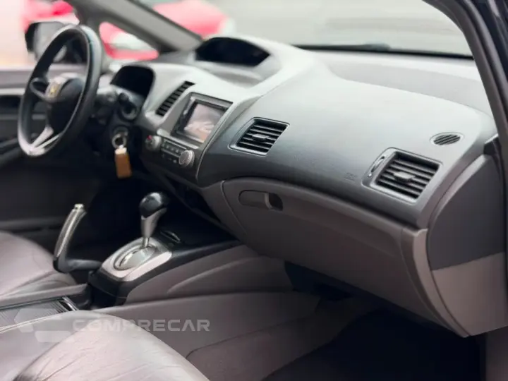 Civic Sedan LXS 1.8/1.8 Flex 16V Aut. 4p