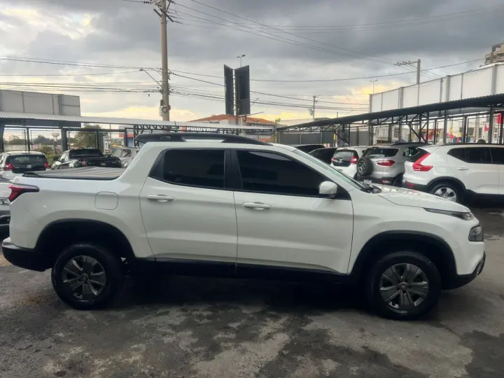 Toro 1.8 16V 4P FLEX FREEDOM AUTOMÁTICO