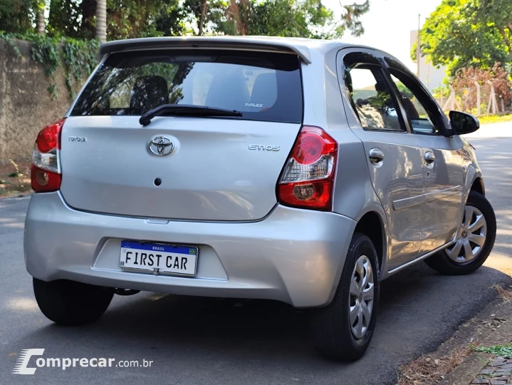 ETIOS 1.5 XS 16V FLEX 4P MANUAL