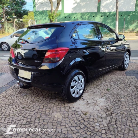 ONIX HATCH LT 1.4 8V FlexPower 5p Mec.
