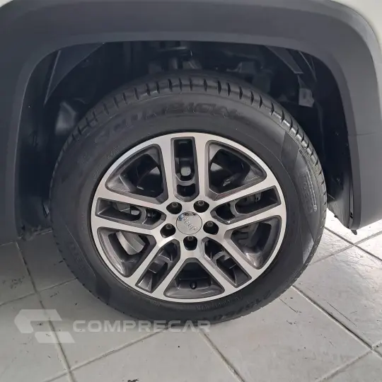 Renegade Sport 1.8 4x2 Flex 16V Aut.