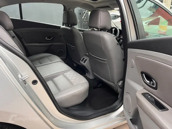 FLUENCE Sedan Privilège 2.0 16V FLEX Aut