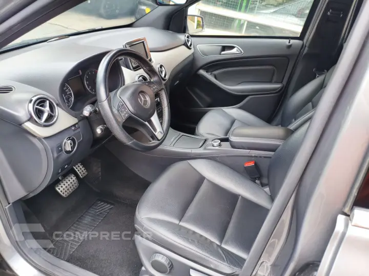 B 200 1.6 4P TURBO AUTOMÁTICO