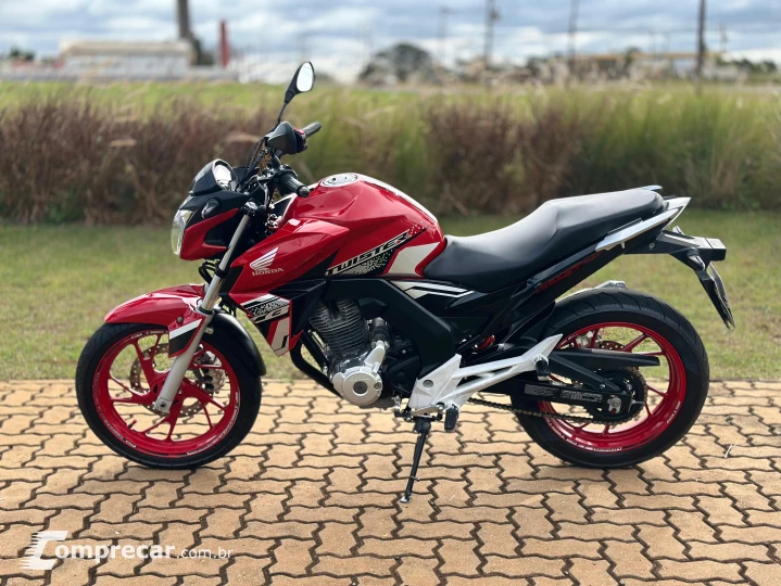 CB 250F TWISTER