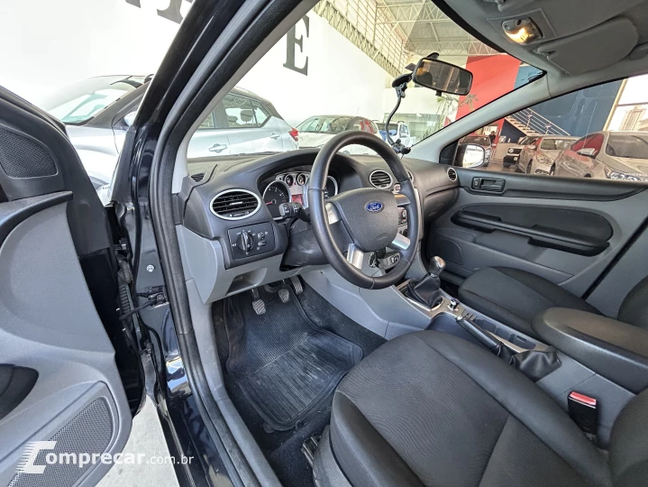 FOCUS 1.6 GLX 16V