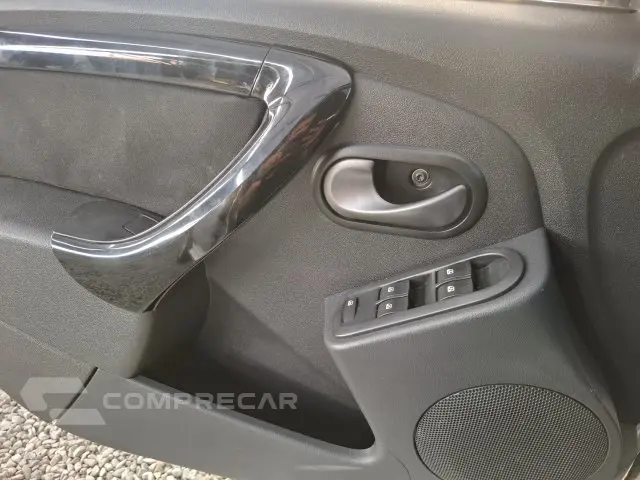 SANDERO - 1.6 STEPWAY 16V 4P AUTOMÁTICO