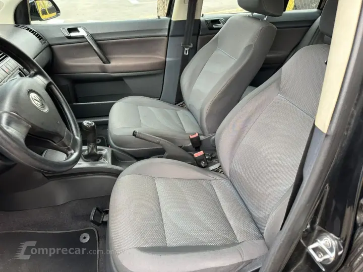 Polo Sed. COMFORT. 1.6 Mi Tot. Flex 8v