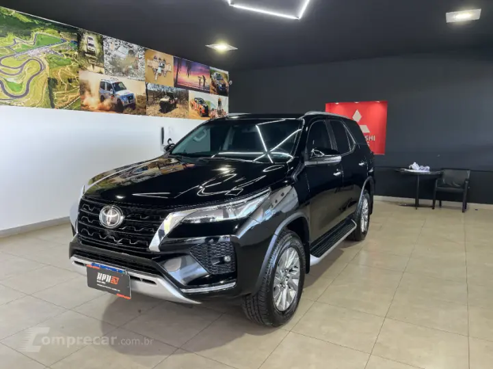 HILUX SW4 2.8 SRX 4X4 7 Lugares 16V Turbo Intercooler