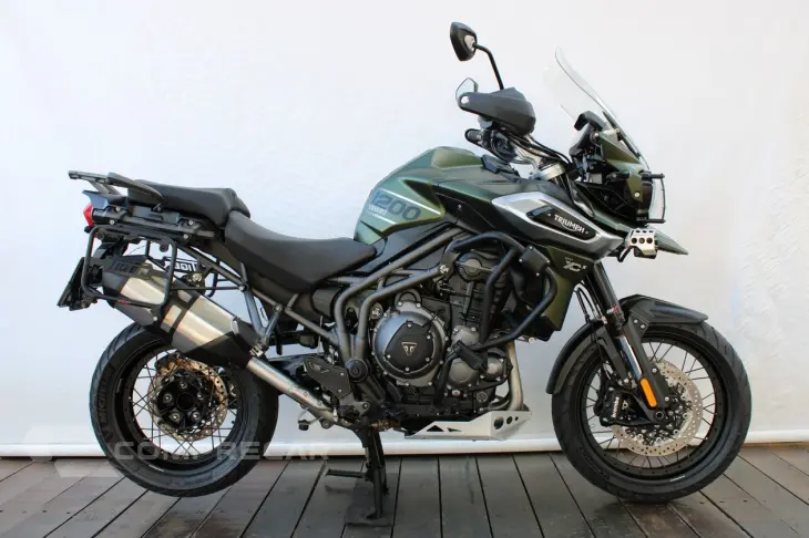 TRIUMPH TIGER 1200 XCX