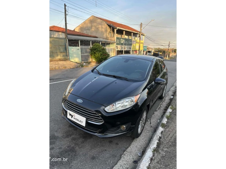 FIESTA 1.6 TITANIUM SEDAN 16V FLEX 4P POWERSHIFT