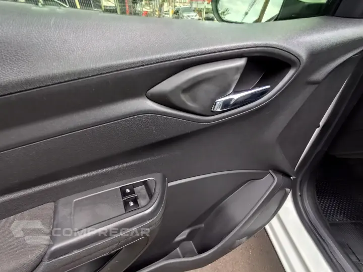 ONIX 1.4 MPFI LT 8V FLEX 4P AUTOMÁTICO