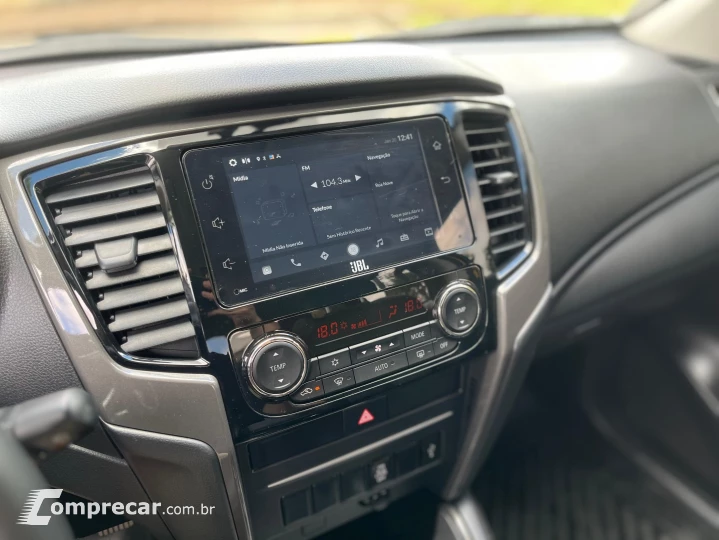 L200 TRITON 2.4 16V TURBO DIESEL SPORT SAVANA CD 4P 4X4 AUTO
