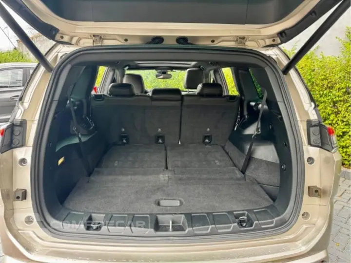 COMMANDER 2.0 TD380 TURBO DIESEL OVERLAND AT9