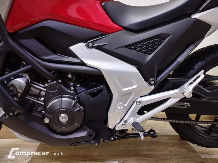 NC 750X DCT ABS