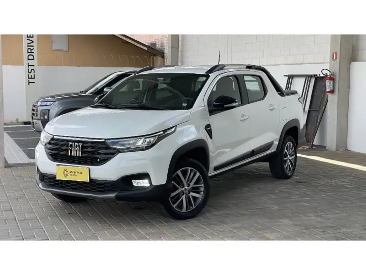 STRADA VOLCANO 1.3 FLEX 8V CD AUT.