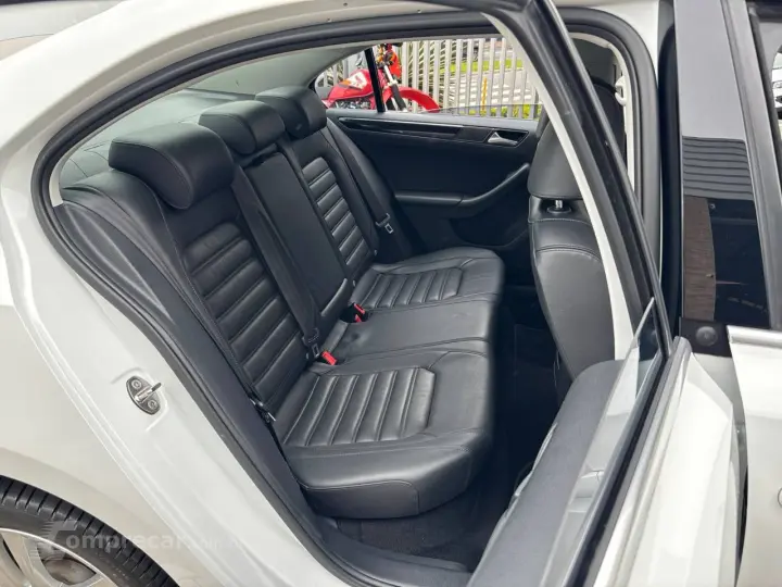 JETTA Highline 2.0 TSI 16V 4p Tiptronic