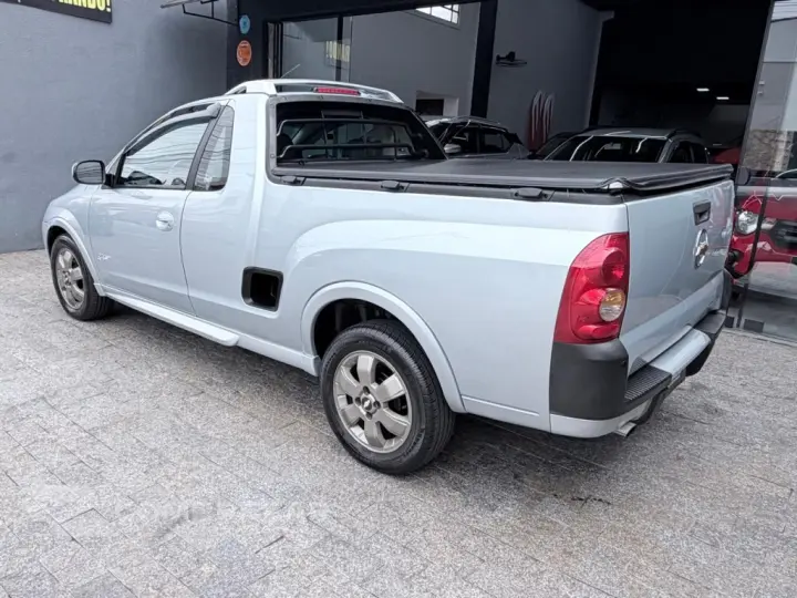 MONTANA 1.8 MPFI SPORT CS 8V FLEX 2P MANUAL