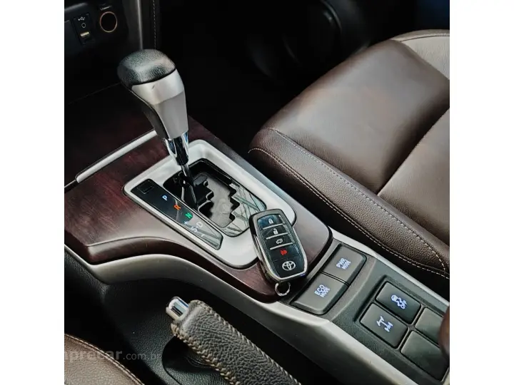 HILUX SW4 2.8 SRX 4X4 16V TURBO INTERCOOLER DIESEL 4P AUTOMÁ