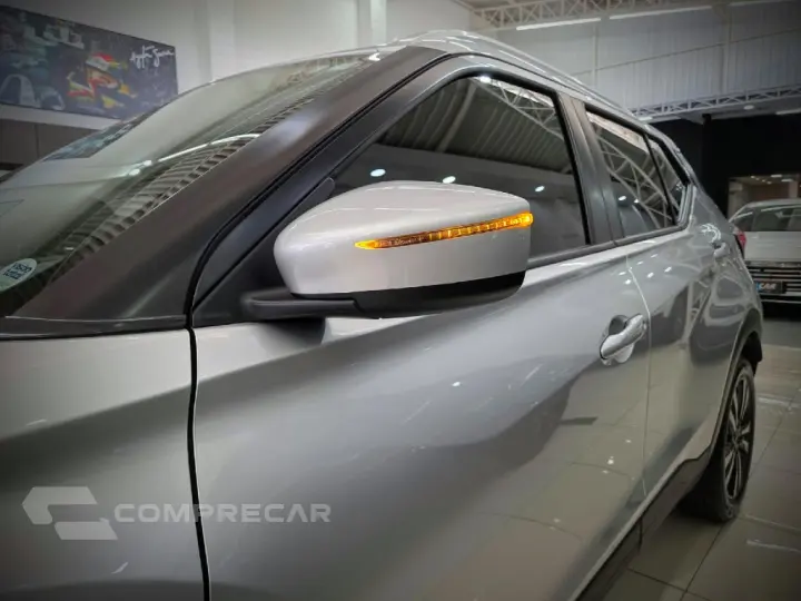 KICKS PLAY 1.6 16V FLEXSTART SENSE XTRONIC