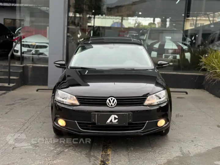 JETTA Highline 2.0 TSI 16V 4p Tiptronic