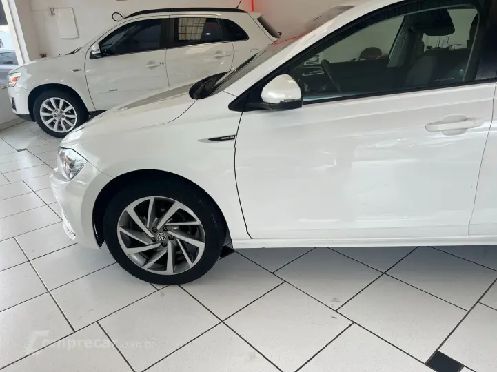 POLO 1.0 200 TSI HIGHLINE VOLKSWAGEN