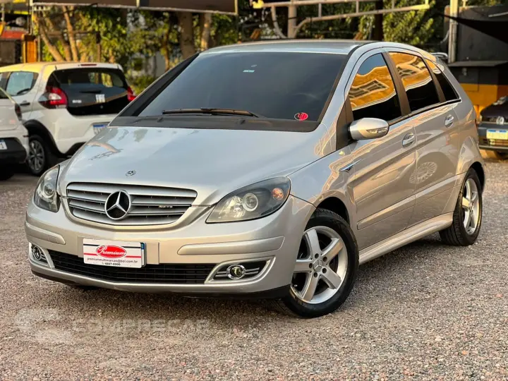 B 200 2.0 8V Gasolina 4P Automático