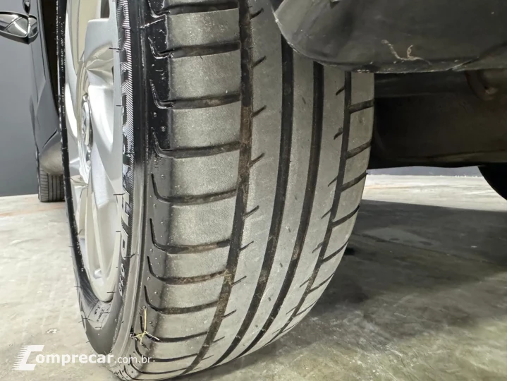 UP 1.0 170 TSI TOTAL FLEX CONNECT 4P MANUAL