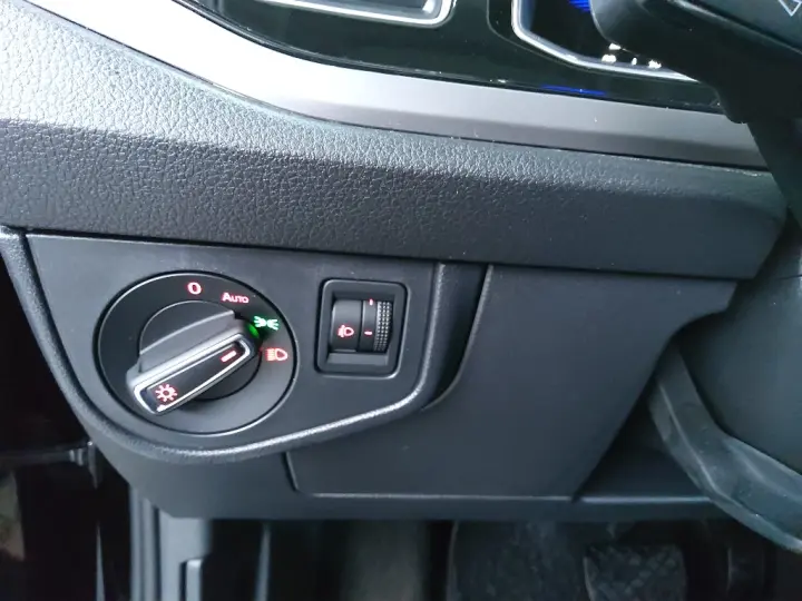 NIVUS 1.0 200 TSI TOTAL FLEX COMFORTLINE AUTOMÁTICO